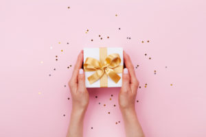 yearly anniversary gifts